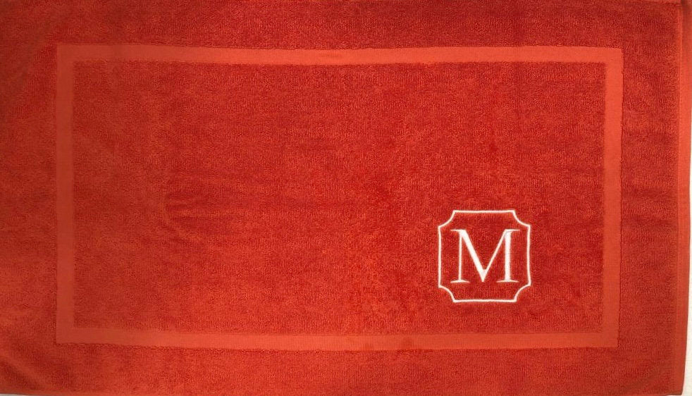 Personalized Bath Mat, Ultra Soft and Absorbent, Birthday, Wedding, Anniversary, Graduation Gifts, Machine Washable, 20"x34", 625 GSM